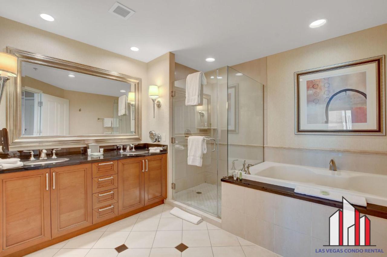 Mgm Signature-22-703 Strip View Jacuzzi Studio Casa de férias